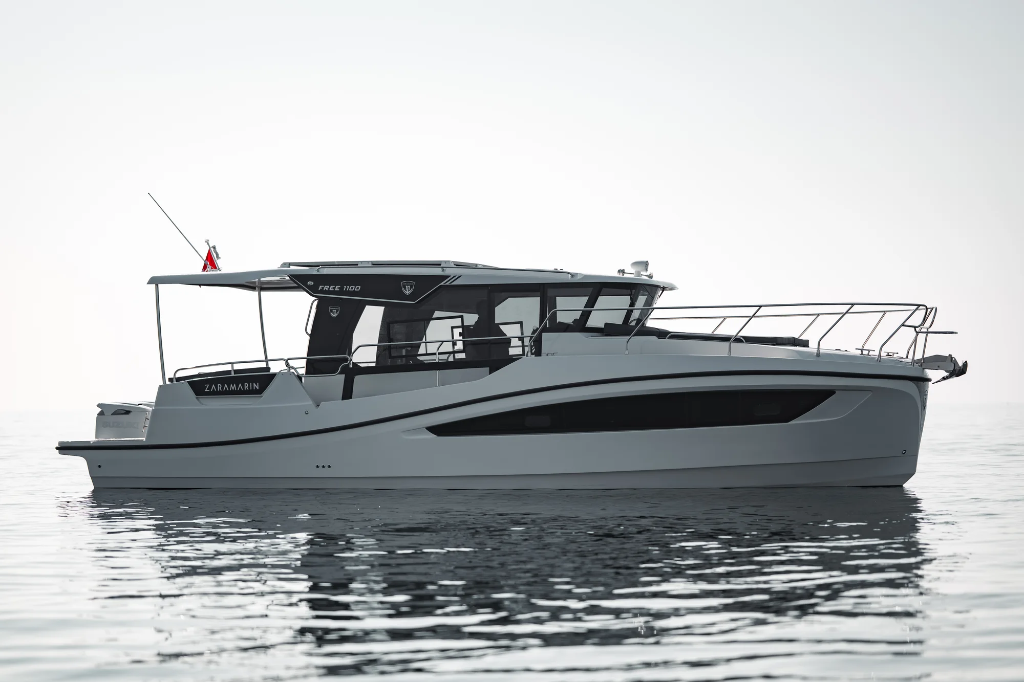 Zaramarin Free 1100 motor yat, aile kullanımı seçim rehberi kapak görseli Zaramarin Free 1100 motor yat, aile kullanımı seçim rehberi kapak görseli